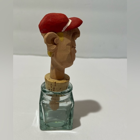 Vintage Craved Wood Bottle Cork Topper Signed 1998 Mini Square Glass Baseball Ca - Picture 3 of 10